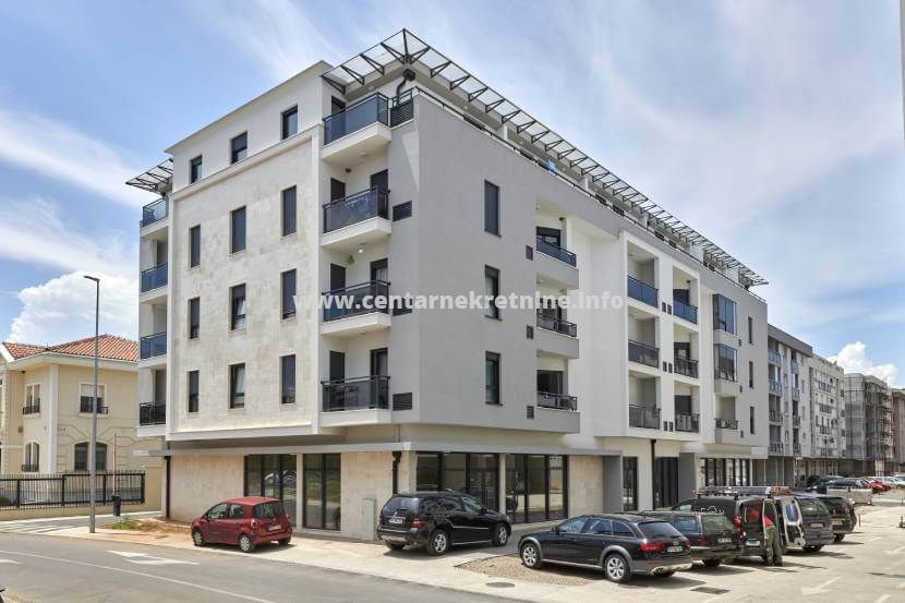 For rent, business premise 182m2, Blok 9, Podgorica