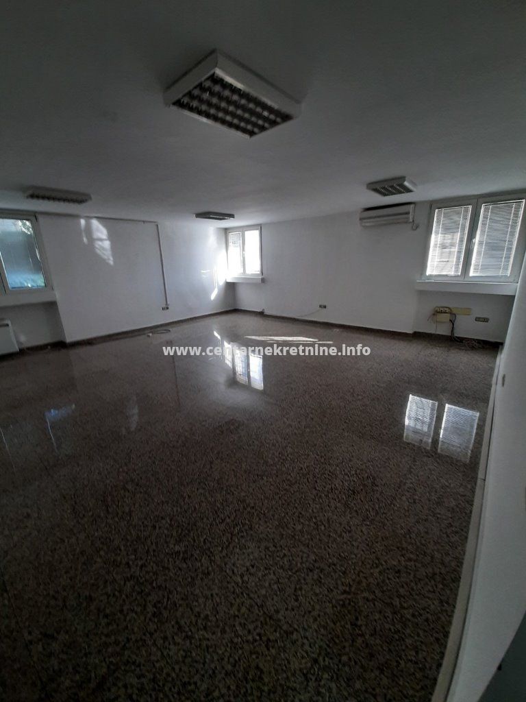For rent, business space 62m2, Centar, Bar