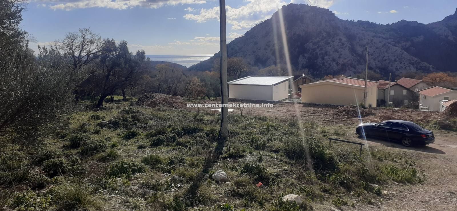 Prodaja, urbanizovan plac 2.200m2, Sutomore, Bar