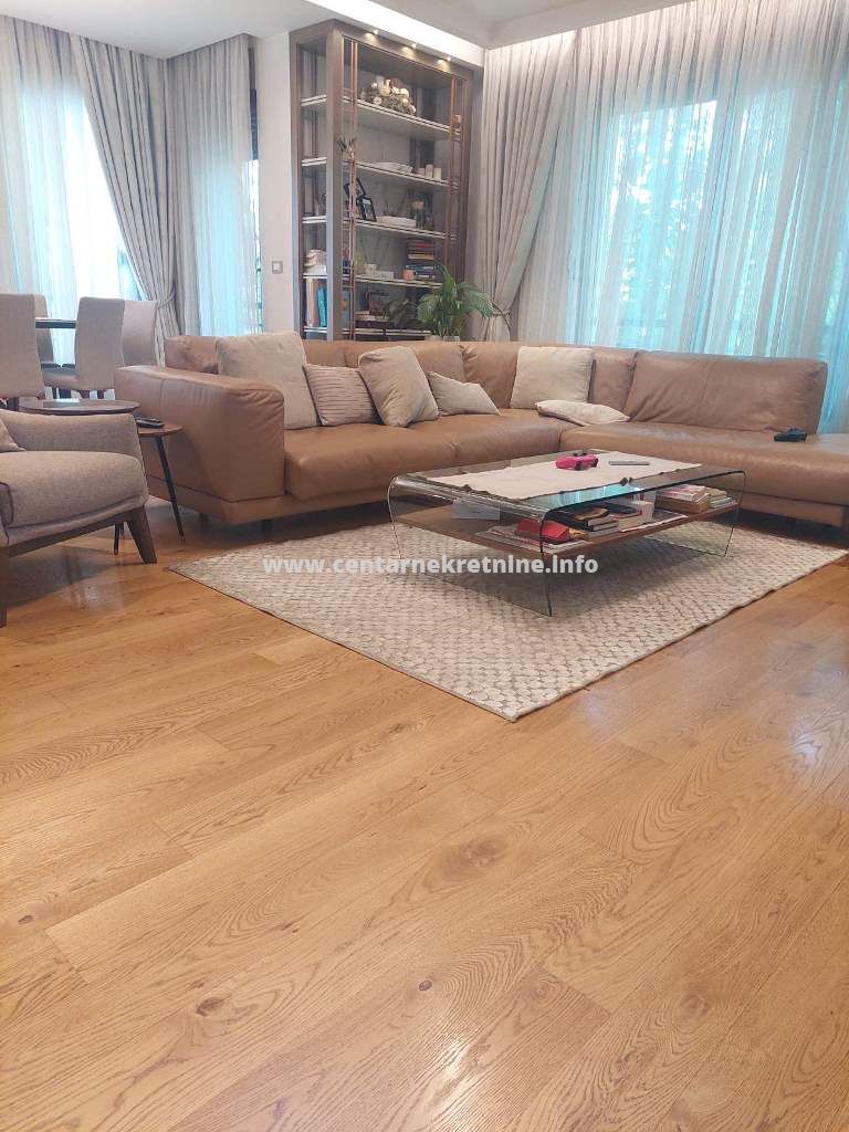 Izdavanje, lux trosoban stan 140m2, Preko Morače, Podgorica