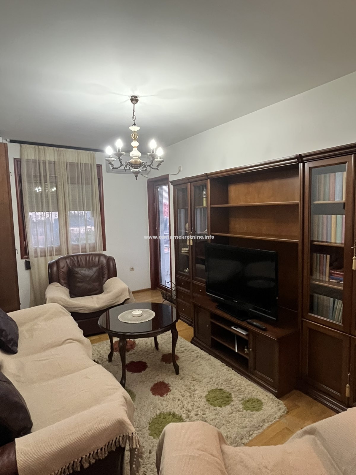 Izdavanje, dvosoban stan 61m2, Pobrežje, Podgorica 