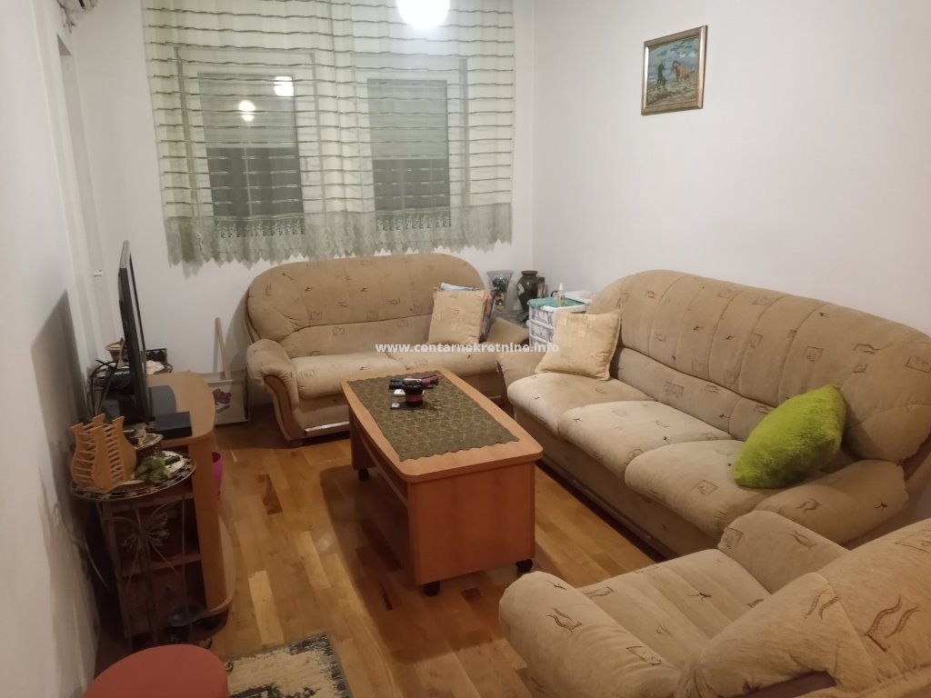 Izdavanje, jednosoban stan 50m2, Zabjelo, Podgorica