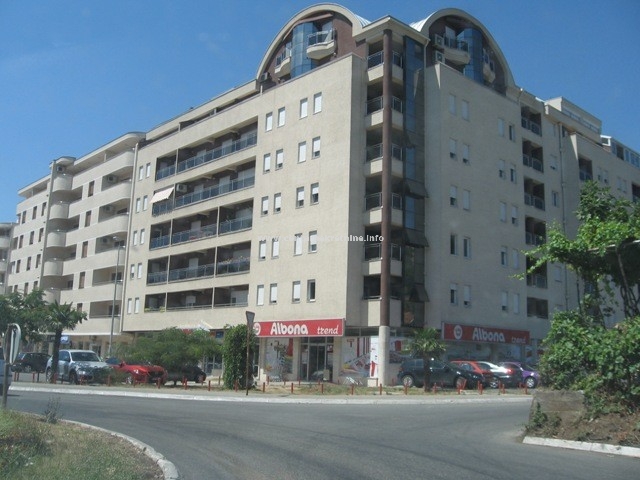 Izdavanje, kancelarije 105m2, Preko Morace, Podgorica 