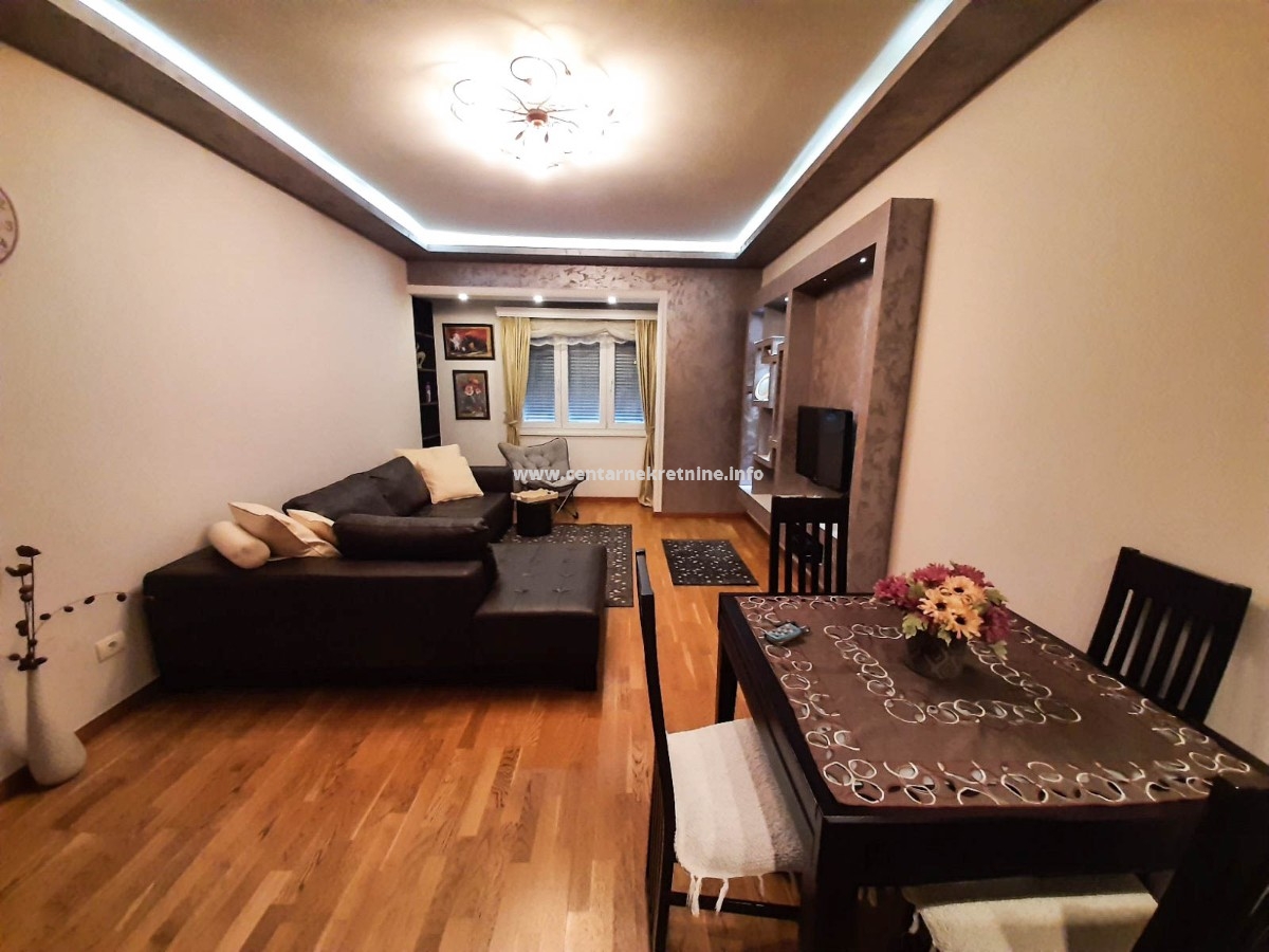 Izdavanje, jednosoban stan 53m2, City kvart, Podgorica