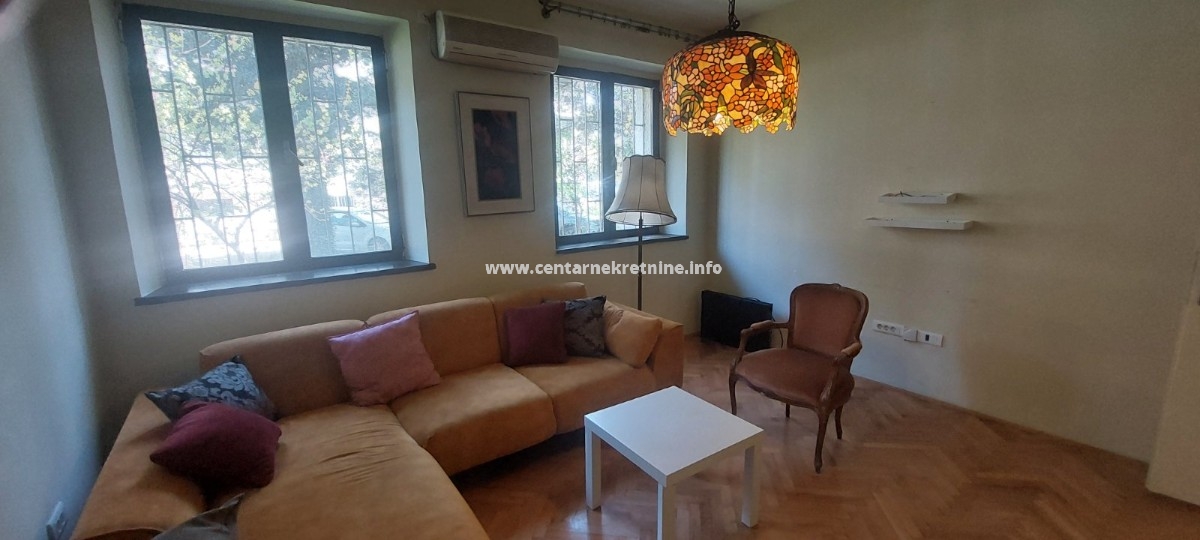 Prodaja, jednosoban stan 56 m2, Centar, Podgorica 