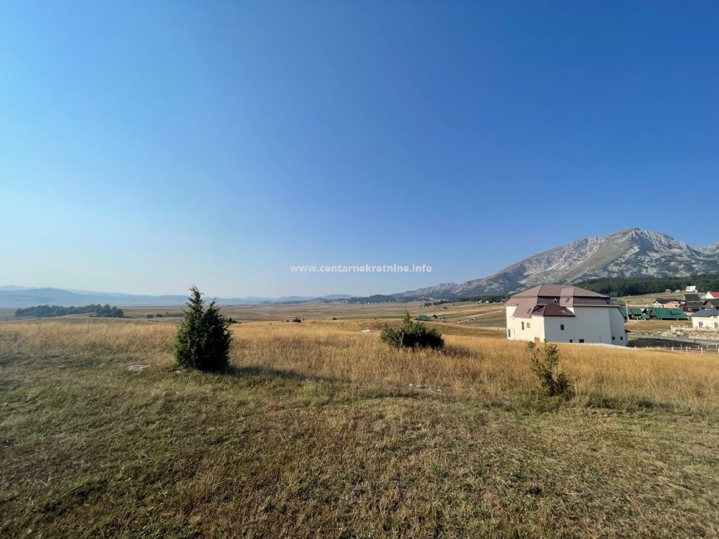Prodaja, urbanizovan plac 368m2, Motički gaj, Žabljak