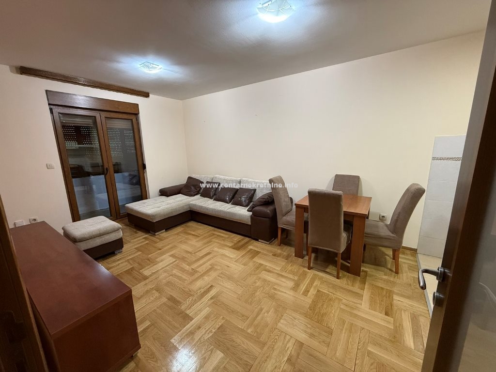 Prodaja, jednosoban stan 41m2, Stari aerodrom, Podgorica 