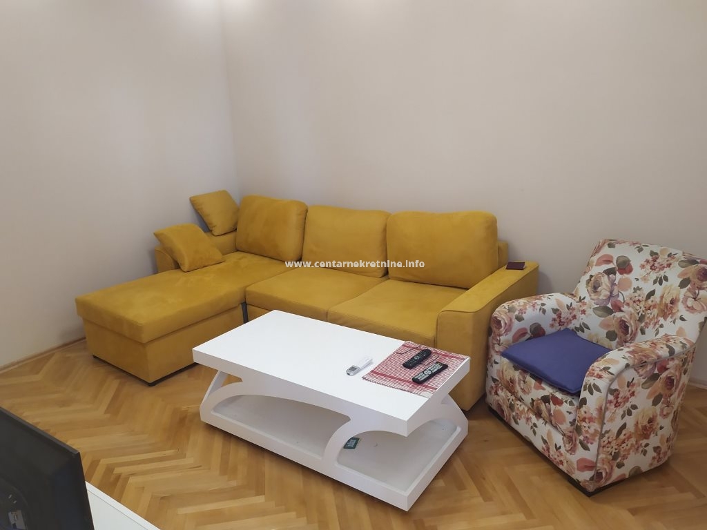 Prodaja, jednosoban stan 35m2, Gintaš, Podgorica