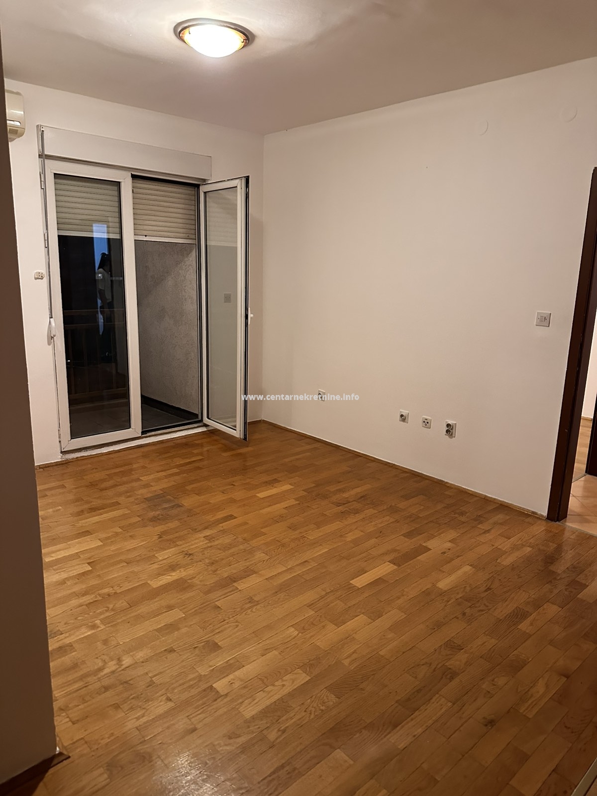 Izdavanje, jednosoban stan 42m2, Stari aerodrom, Podgorica
