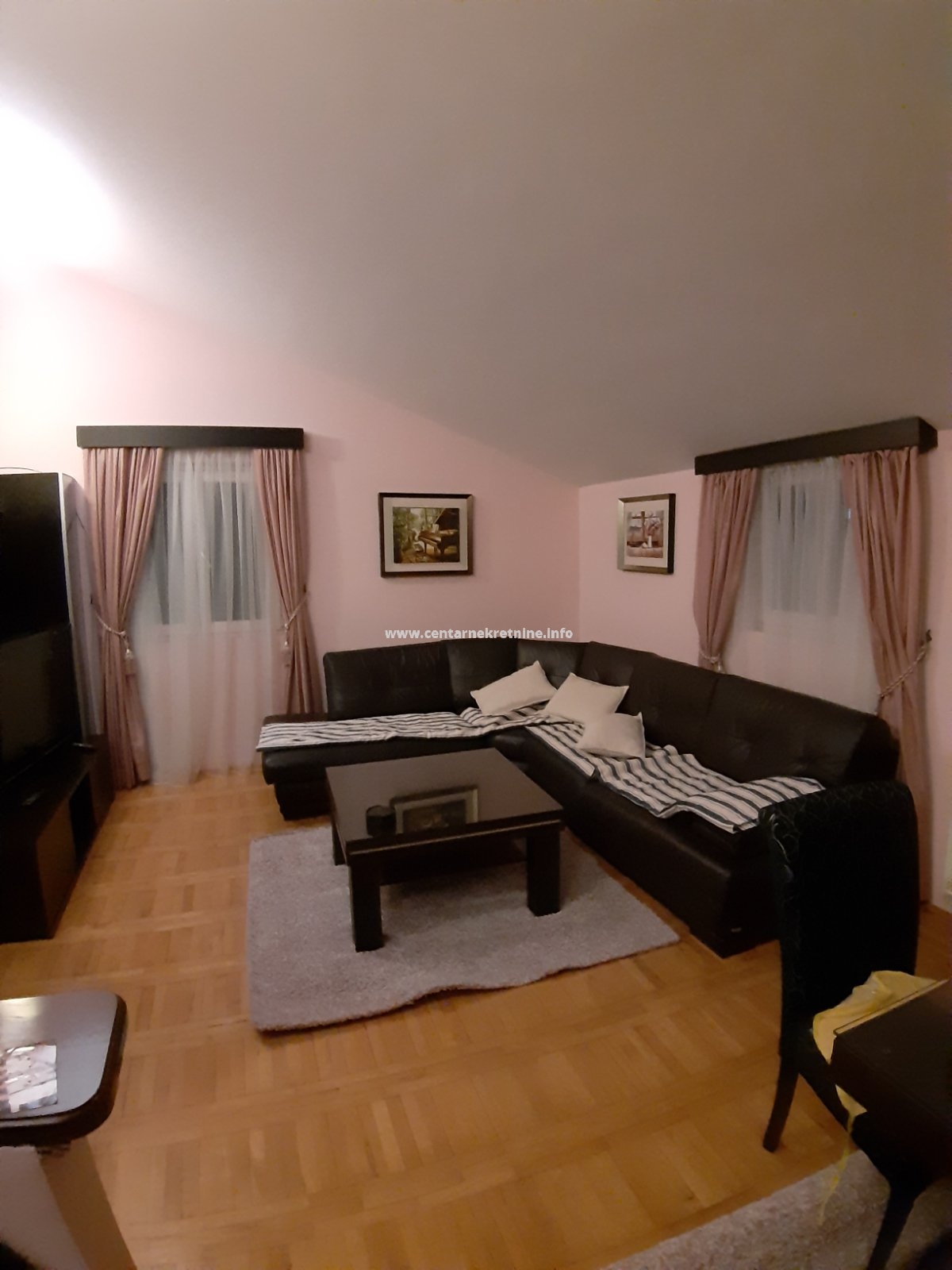 Izdavanje, dvosoban stan u kući 80m2, Dalmatinska ulica, Podgorica