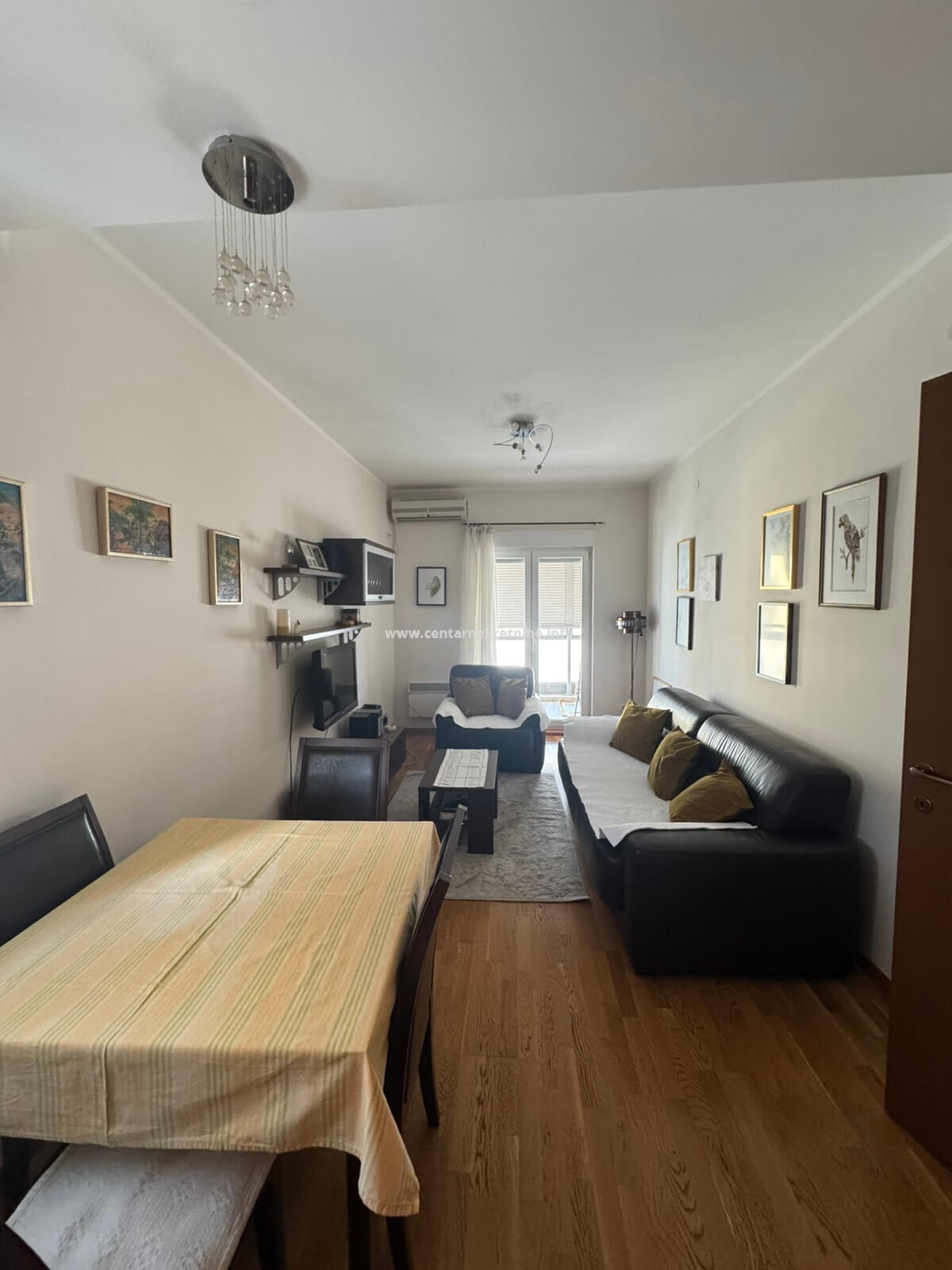 Izdavanje, jednosoban stan 44m2, City kvart, Podgorica