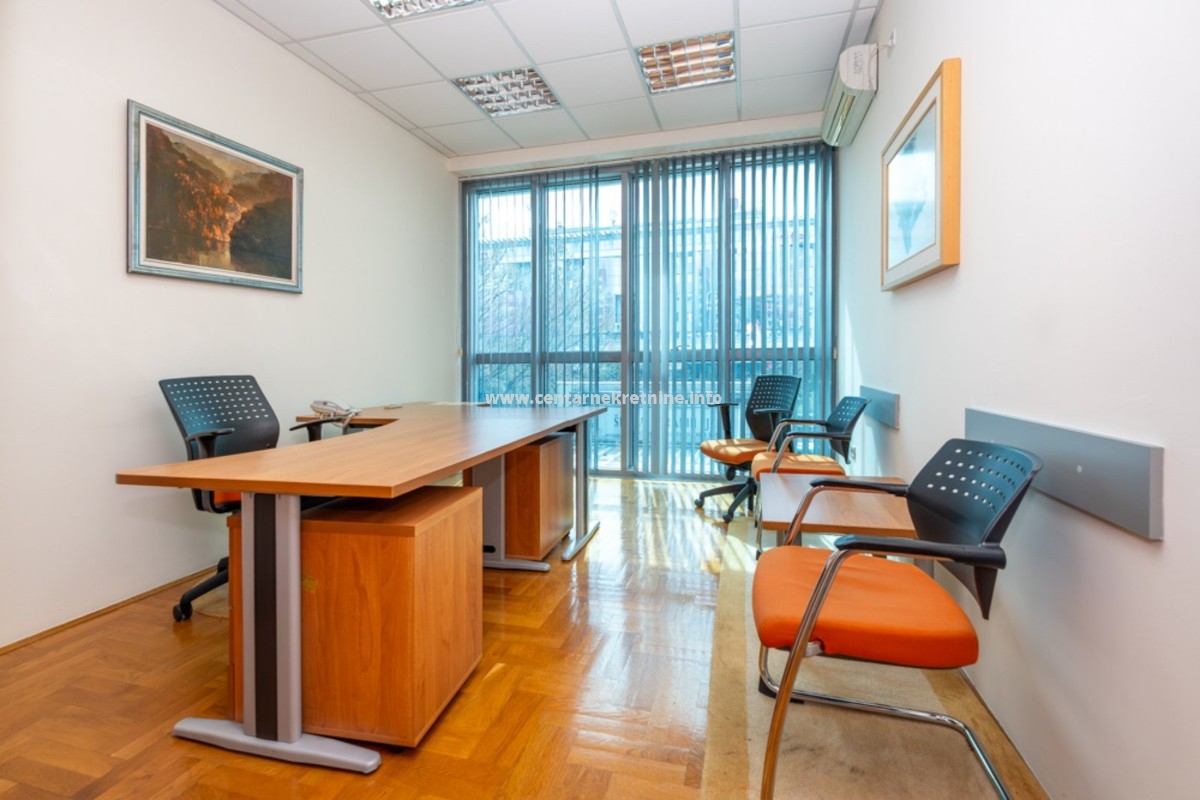 Izdavanje, poslovni prostor 78m2, Preko Morače, Podgorica