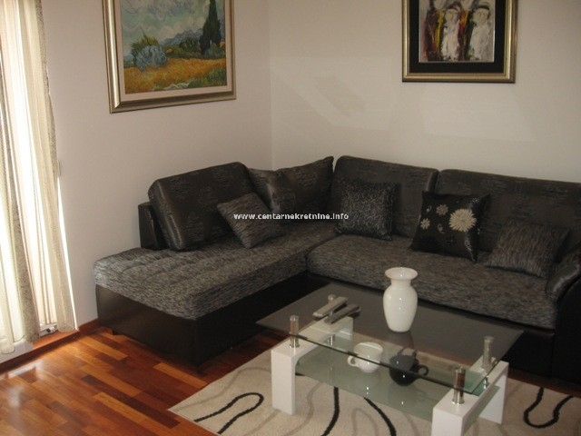 Izdavanje, dvosoban 75m2, City kvart, Podgorica 