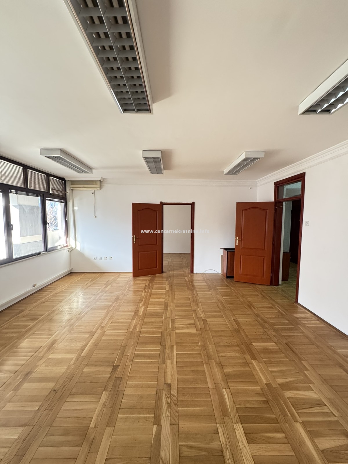 Izdavanje, poslovni prostor 92m2, Preko Morače, Podgorica