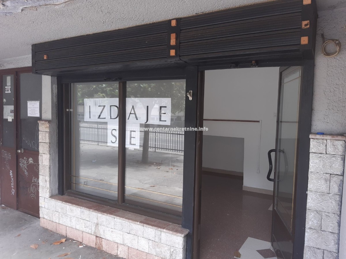 Izdavanje, poslovni prostor 10m2, Centar, Podgorica