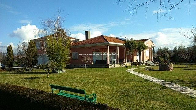 Prodaja, kuća 400m2, Donja Gorica, Podgorica