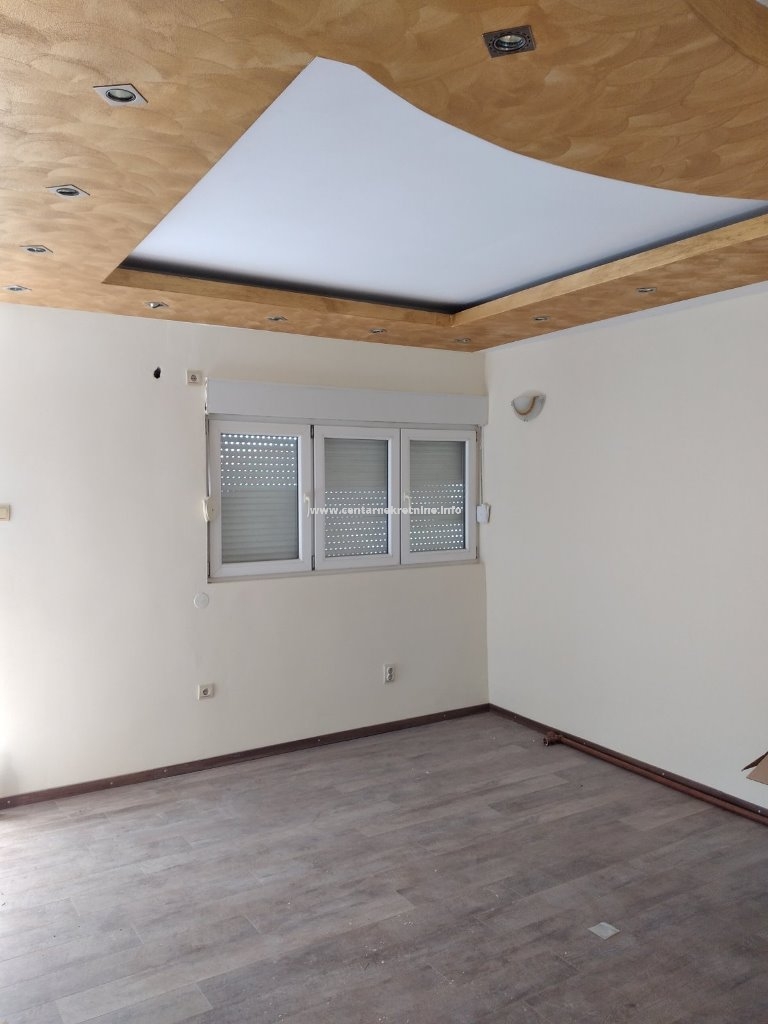 Izdavanje, dvosoban stan 60m2, Zabjelo, Podgorica 