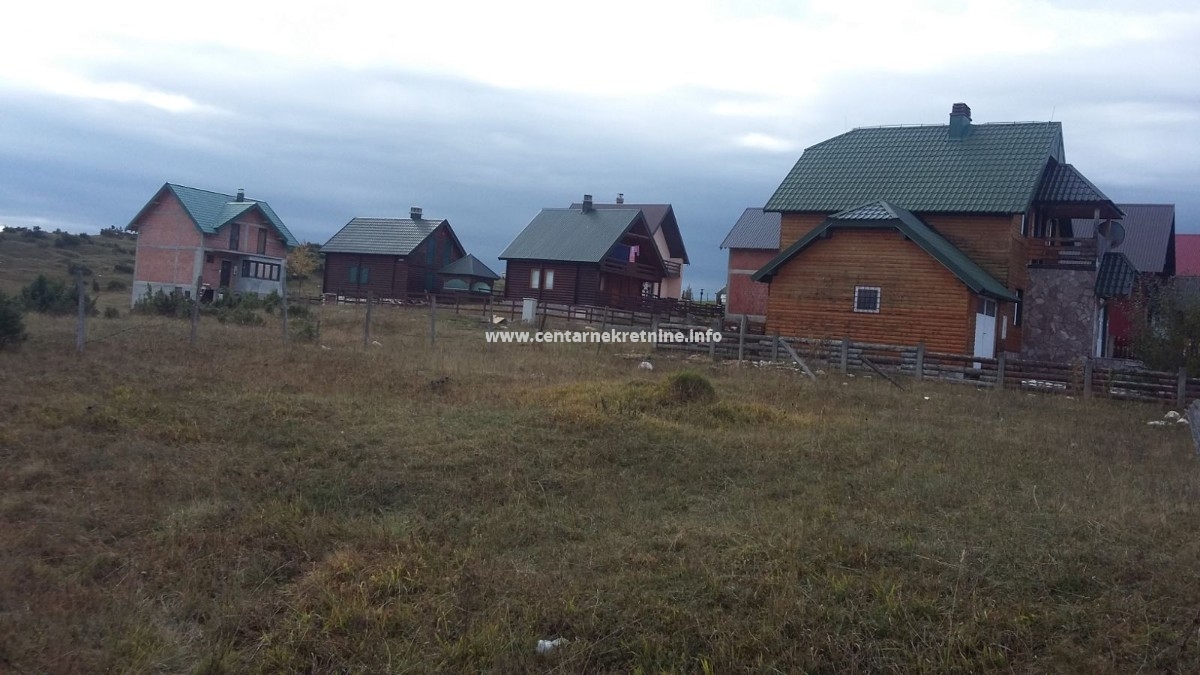 Prodaja, urbanizovan plac 600m2, Pejov Do, Žabljak