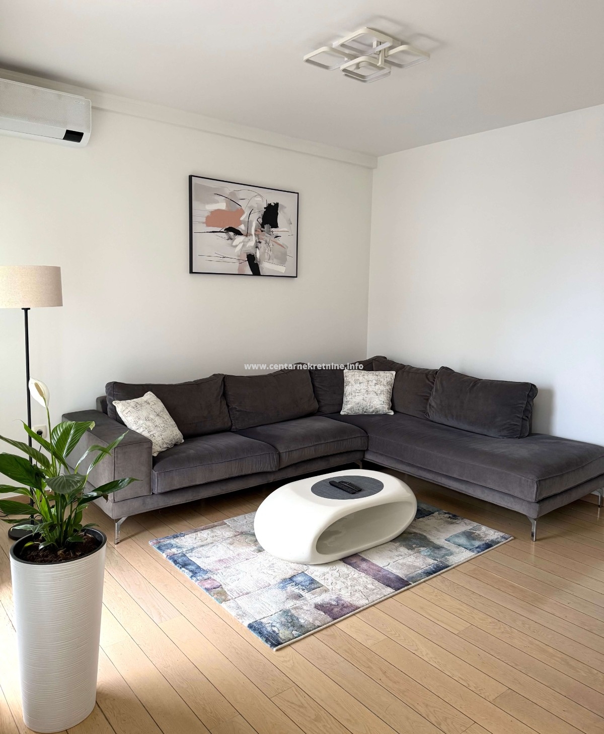 Prodaja, lux trosoban stan 72m2, City kvart, Podgorica