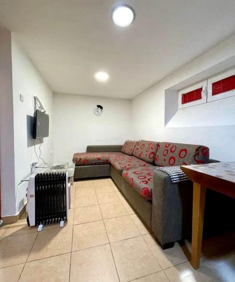 Prodaja, garsonjera 17m2, Centar, Podgorica