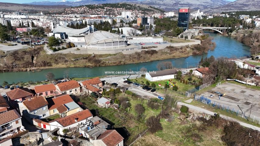 Prodaja, zemljište 979m2, Stara varoš, Podgorica