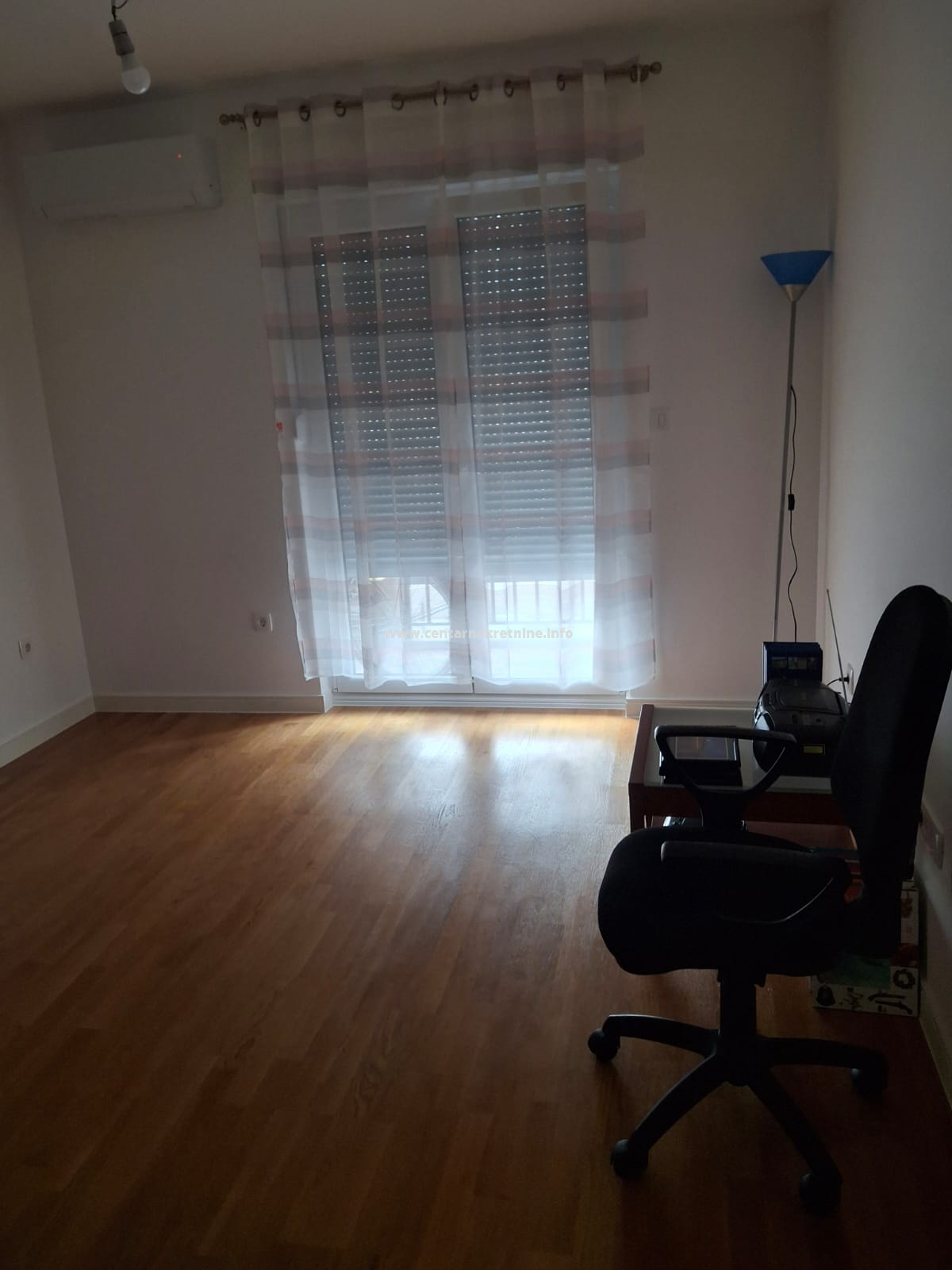 Izdavanje, jednosoban stan 42m2, Stari aerodrom, Podgorica